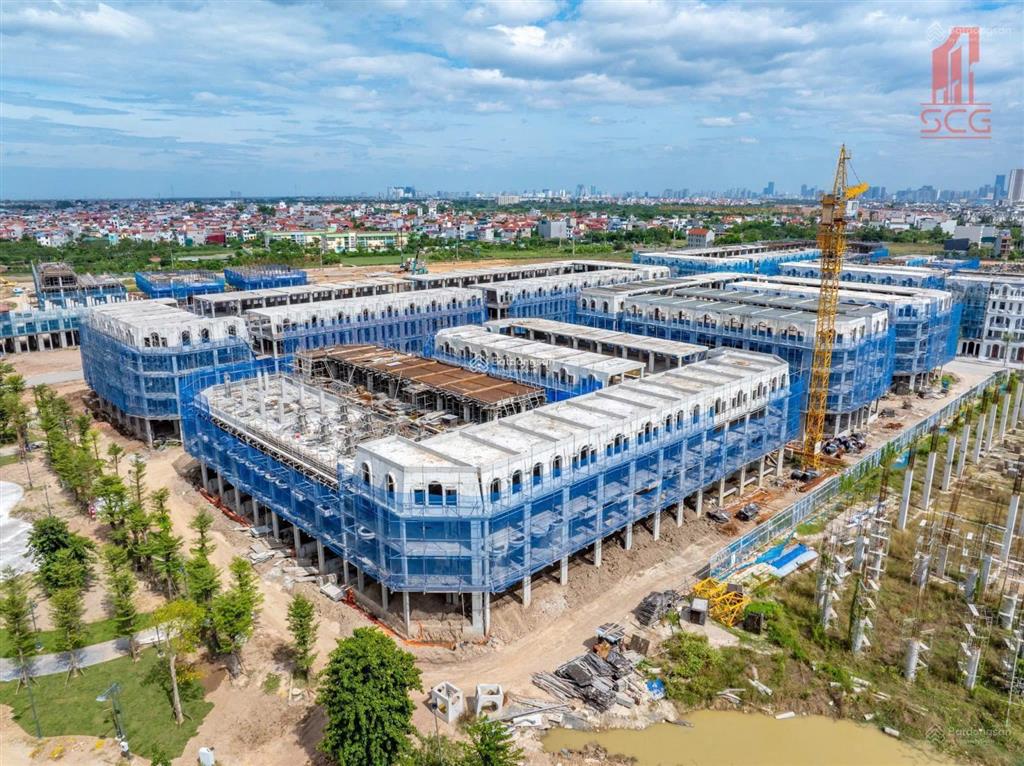 Chủ nhà cần tiền bán gấp căn ngoại giao rẻ hơn thị trường 10% bác nào mua  ngay nhé ạ