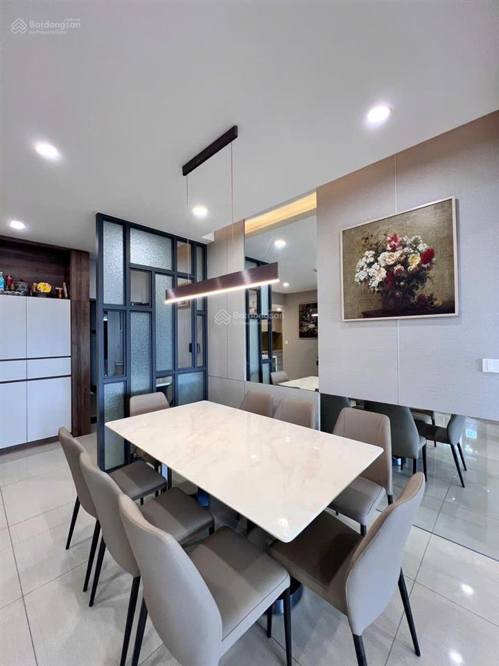 Cho thuê căn hộ riverpark  phú mỹ hưng