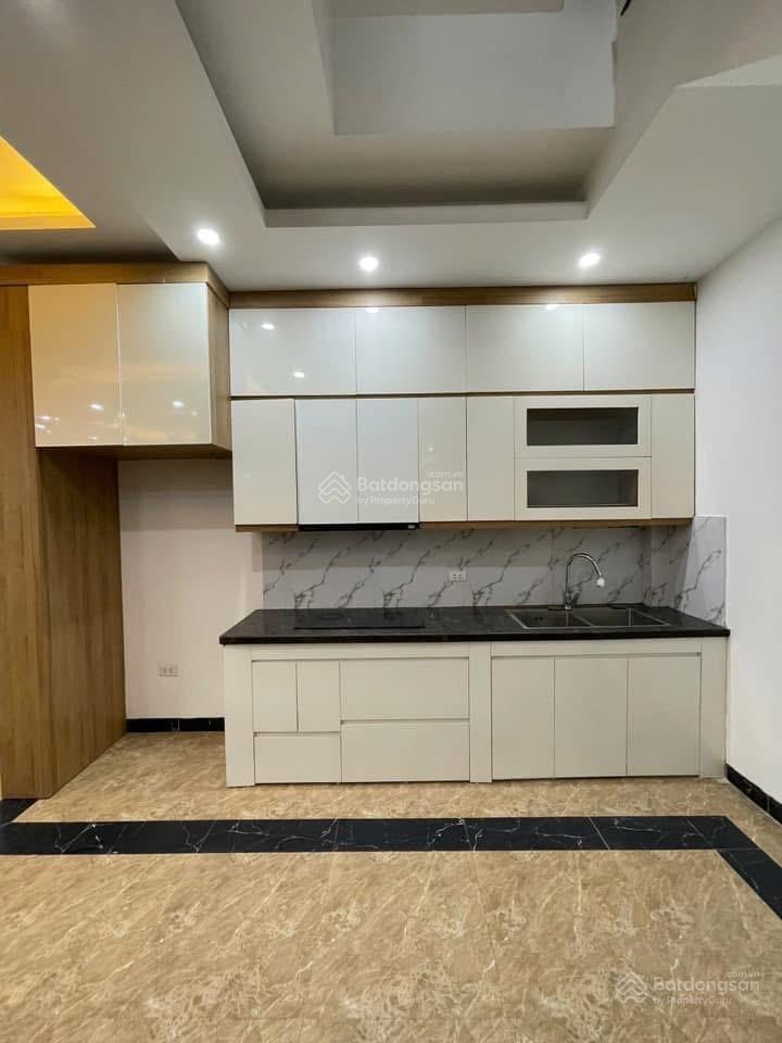 Cho thuê nhà riêng tổ 12 yên nghĩa. giá 9 triệu.  0903 388 ***