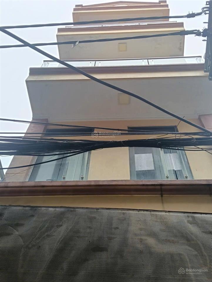 Cho thuê nhà riêng tổ 12 yên nghĩa. giá 9 triệu.  0903 388 ***