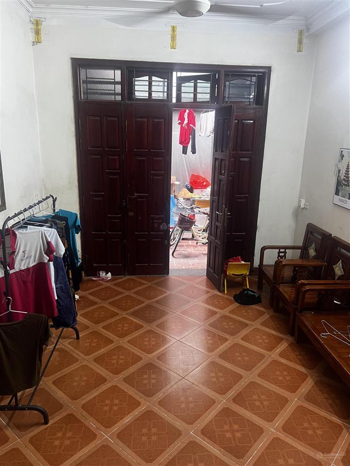 Cho thuê nhà 4 tầng lê hồng phong hà đông. giá 9 triệu. 0903 388 ***