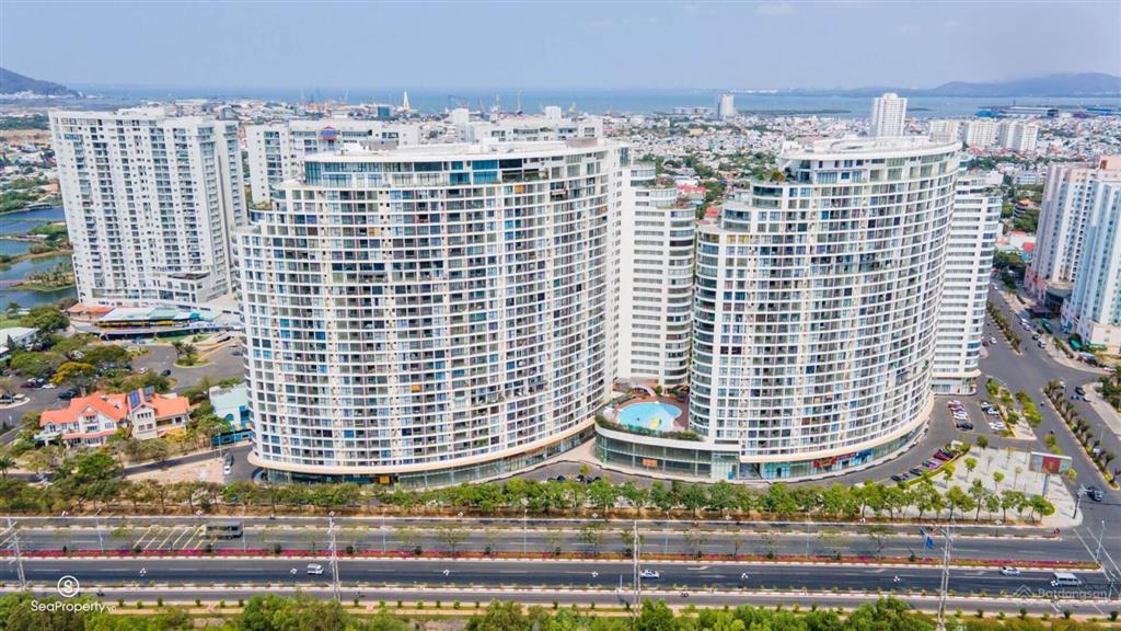Cần bán căn hộ studio view biển vt gateway 50m²