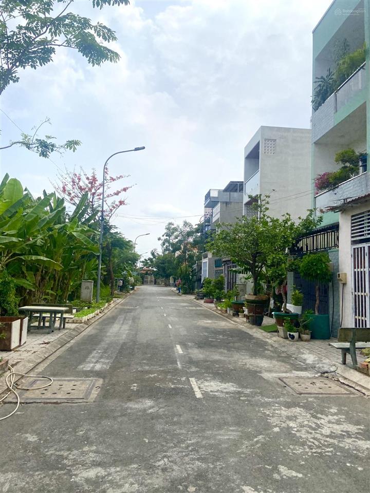 Bán đất 66,3m2 đảo thịnh vượng  long phước tp.hcm  chiều dài 16,6m  sổ hồng riêng
