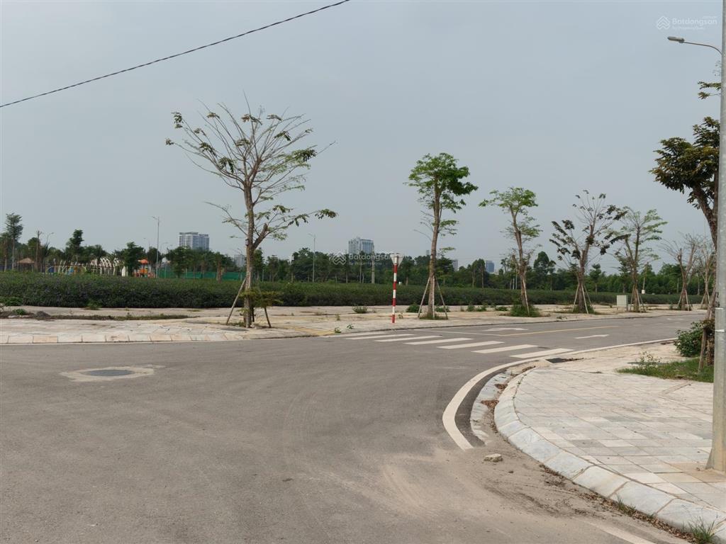 Cần bán đất liền kề đường búng gội  đặc khu phú quốc phú quốc 122m2 giá 2,2 tỷ,sổ đỏ