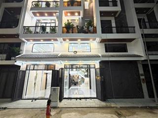 Nhà mới full nội thất 4m x 17.5m nhà 2 lầu giá 8 tỷ trường chinh quận 12