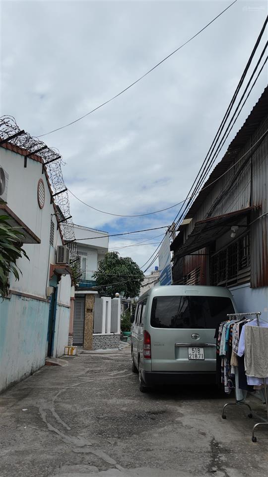 Nhà mới 1/ trường chinh | đối diện chợ lạc quang | 4m x 20m | giá chào 7.5 tỷ