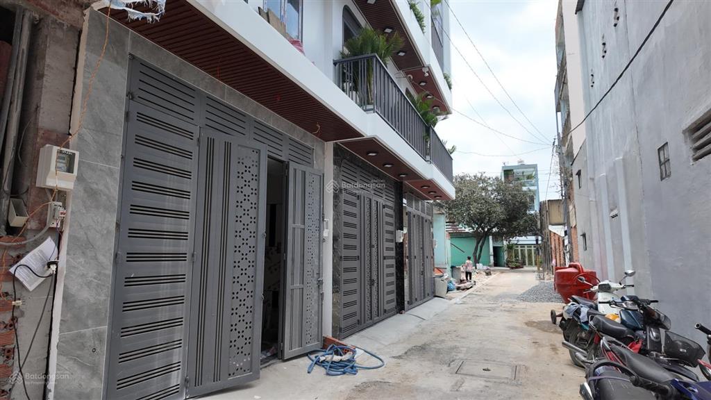 4.4 tỷ | 4m x 14m | đường 5m | khu xây dựng đồng bộ rất đẹp