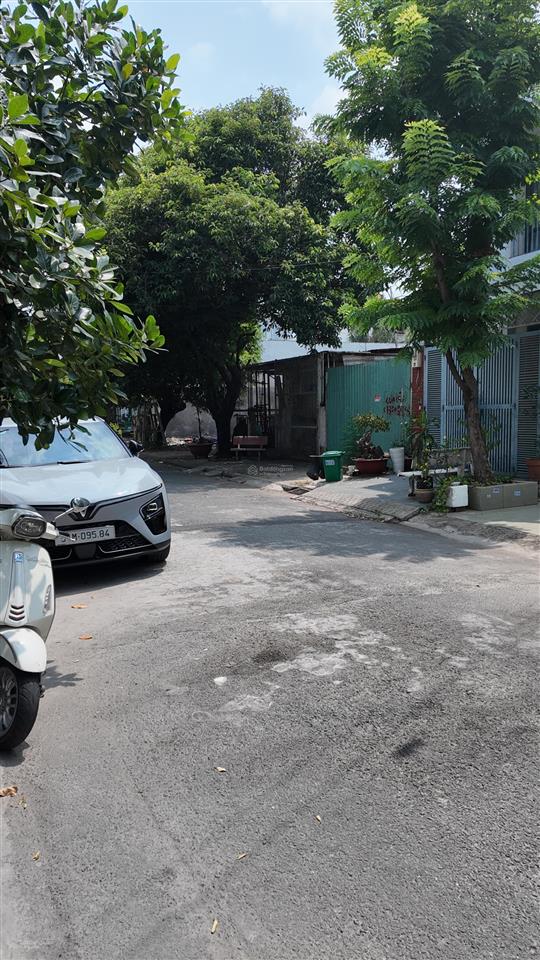 Bán đất khu 10 ha | khu vip | 4m x 18m | 6.350 tỷ thương lượng