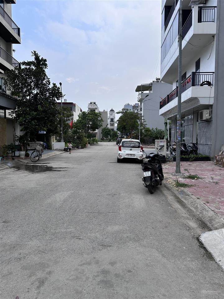 Bán đất đẹp tại tái định cư a51, 105 triệu / m2, 54 m2, mặt tiền 4.5m