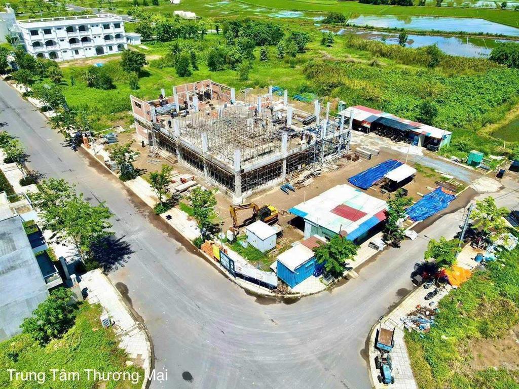 Chính chủ cần bán gấp lô liền kề, kdc hưng long residence, gần vingroup 900ha, sổ hồng