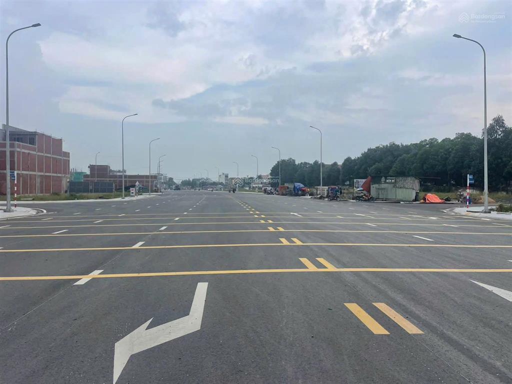 Bán đất nền tái định cư 830e, bến lức, 2,9 tỷ, 100m2 sổ hồng riêng