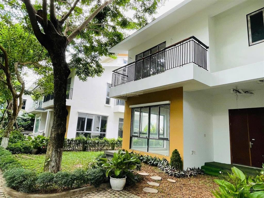 Bán biệt thự mimosa thảo nguyên, 189m2 hoàn thiện mặt ngoài 3t, giá bán 3x ty