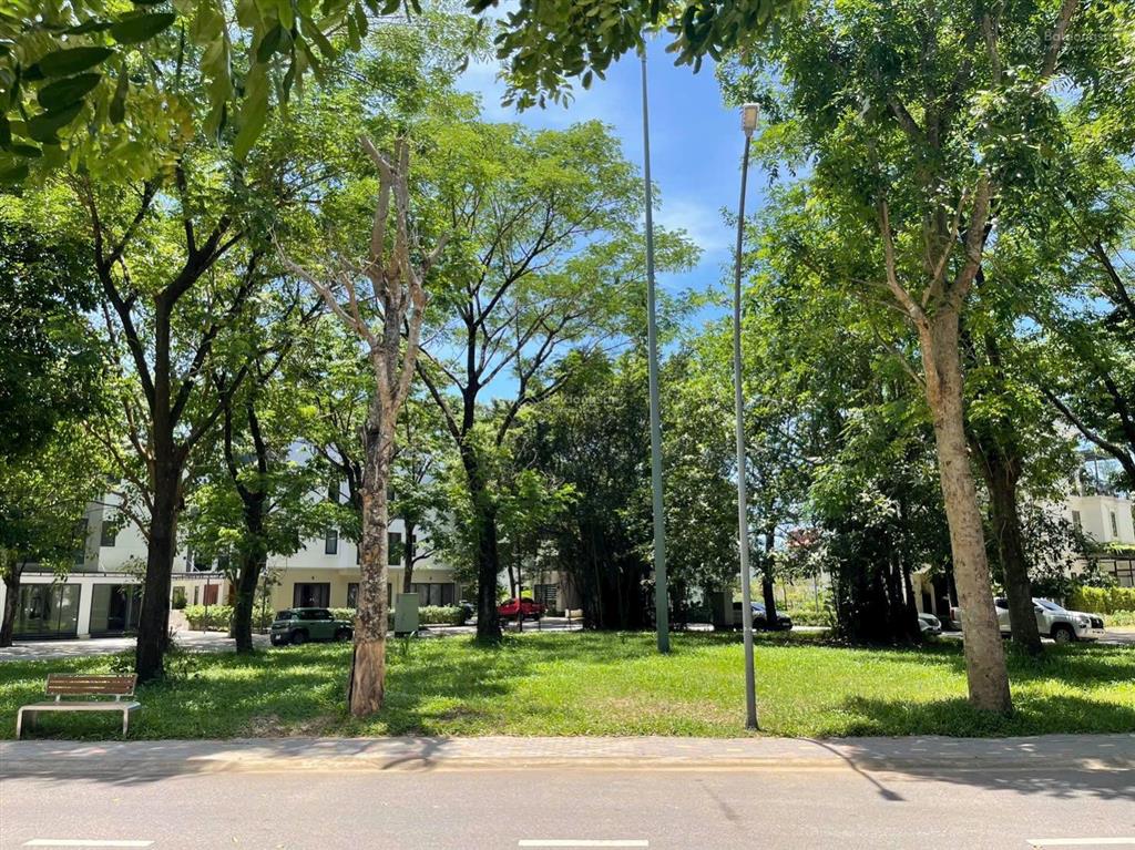 Cần bán lk 1c, thung lũng mùa xuân ecopark, 80m² chỉ 13,x tỷ bp sổ đỏ
