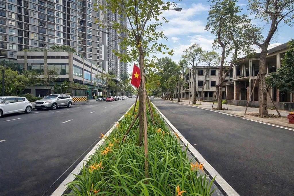 Bán nhanh nhà phố vạn tuế 100m2, 4t thô, có chờ thang máy. gb 18,xty bao phí