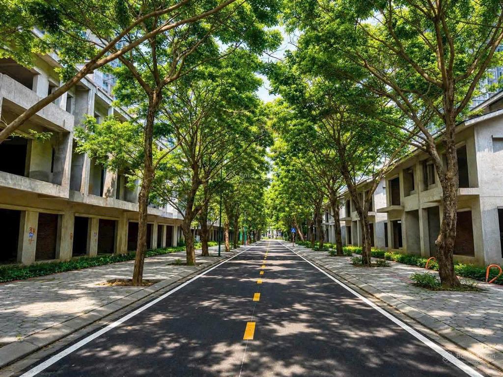 Bán nhanh nhà phố vạn tuế 100m2, 4t thô, có chờ thang máy. gb 18,xty bao phí