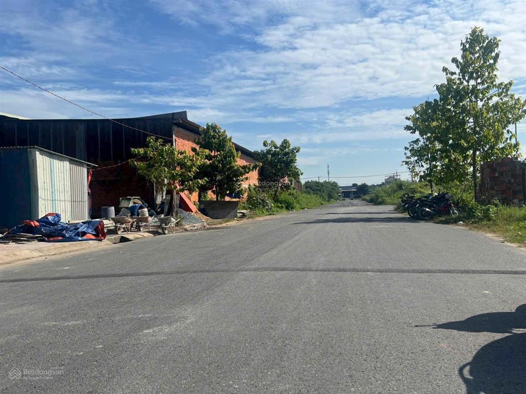 Chủ cần bán gấp nền đất mt 1a đường 20m khu tđc phước thiện giá cực tốt chỉ 7 tỷ 35 diện tích 123m2