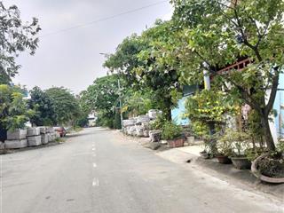 Chủ gửi cần bán gấp nền 7x21,5m mt 6a đối diện công viên cạnh vinhomes, giá tốt chỉ 8,8 tỷ