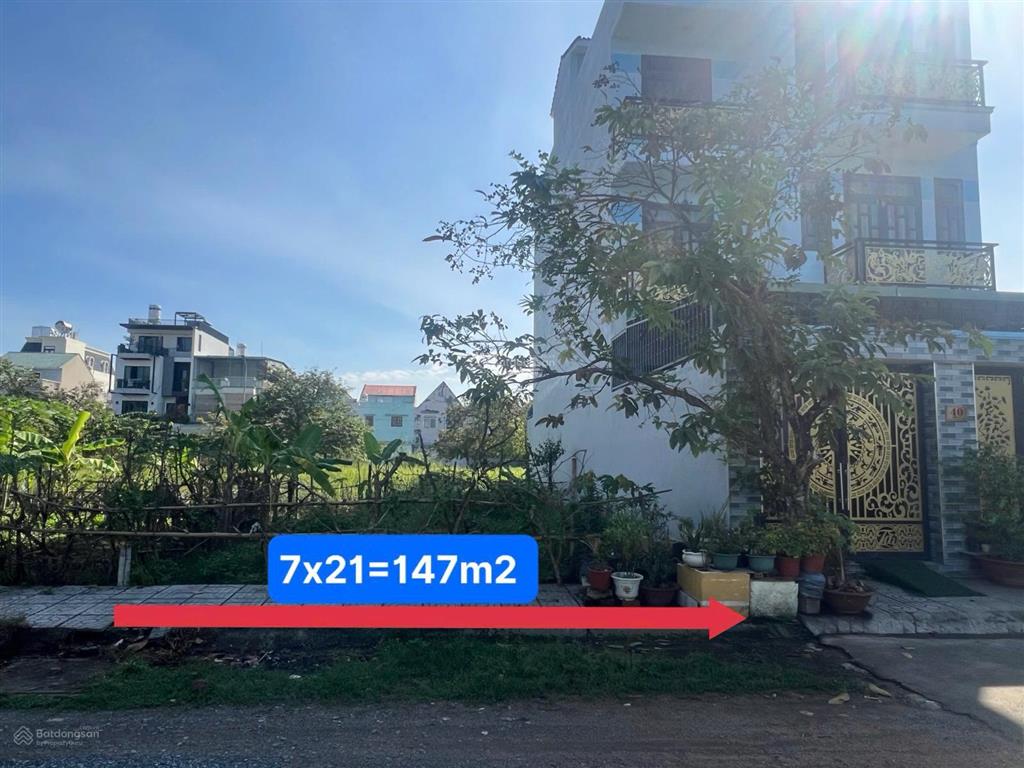 Chủ gửi cần bán gấp nền 7x21m mt 3c đối diện công viên cạnh vinhomes, giá tốt chỉ 8,8 tỷ