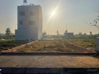 Chủ cần bán nhanh nền 8x20m đối diện trường tiểu học khu tđc phước thiện, giá tốt chỉ 8,7 tỷ