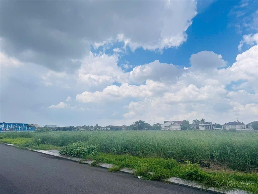 Bán đất nền suất tđc tại khu đô thị vạn phúc city giá tốt hiện tại chỉ 9,9 tỷ/107m2