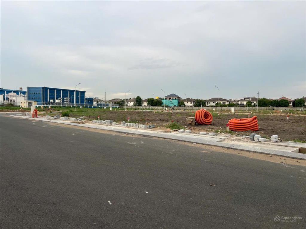 Bán đất nền suất tđc tại khu đô thị vạn phúc city giá tốt hiện tại chỉ 9,6 tỷ/95m2