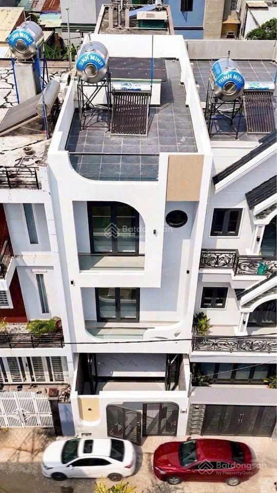 Chính chủ ngộp bank cần bán gấp nhà mới xây 100% 1t 2l cạnh vinhomes grand park giá chỉ 4,9 tỷ.