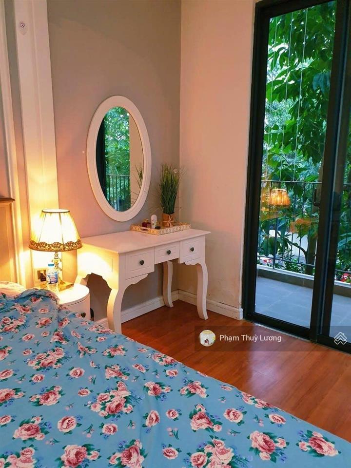 Cho thuê gấp bt 6pn 5wc tại vinhomes thăng long, giá 24 triệu, 154m2