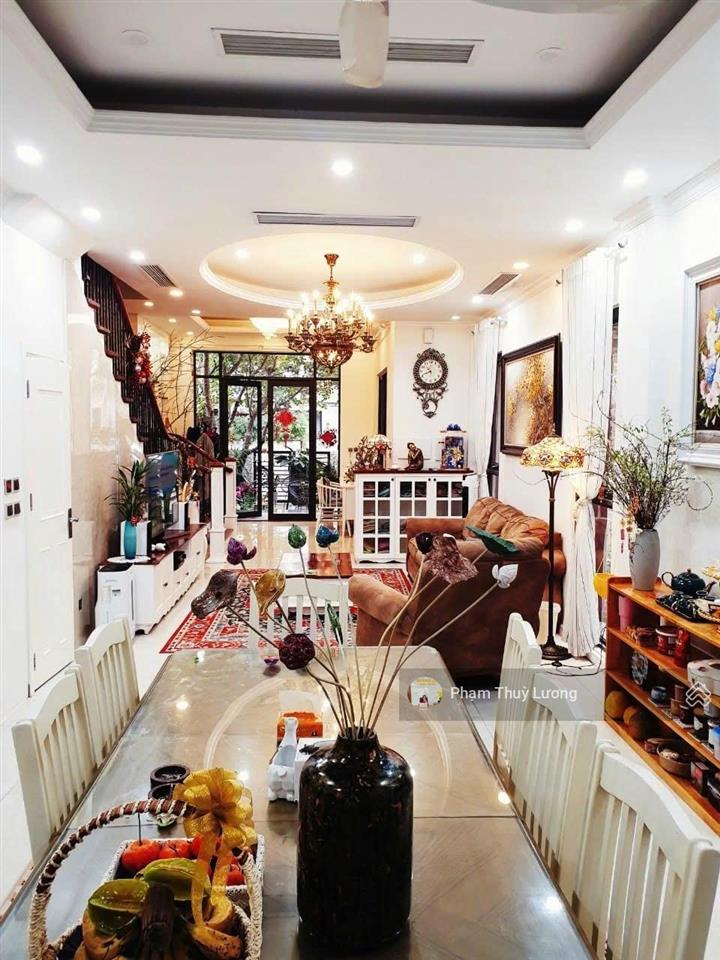 Cho thuê gấp bt 6pn 5wc tại vinhomes thăng long, giá 24 triệu, 154m2