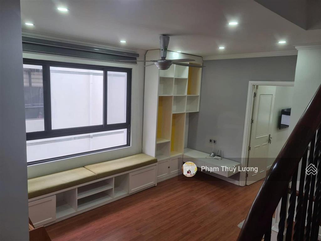 Cho thuê gấp bt 6pn 5wc tại vinhomes thăng long, giá 24 triệu, 154m2