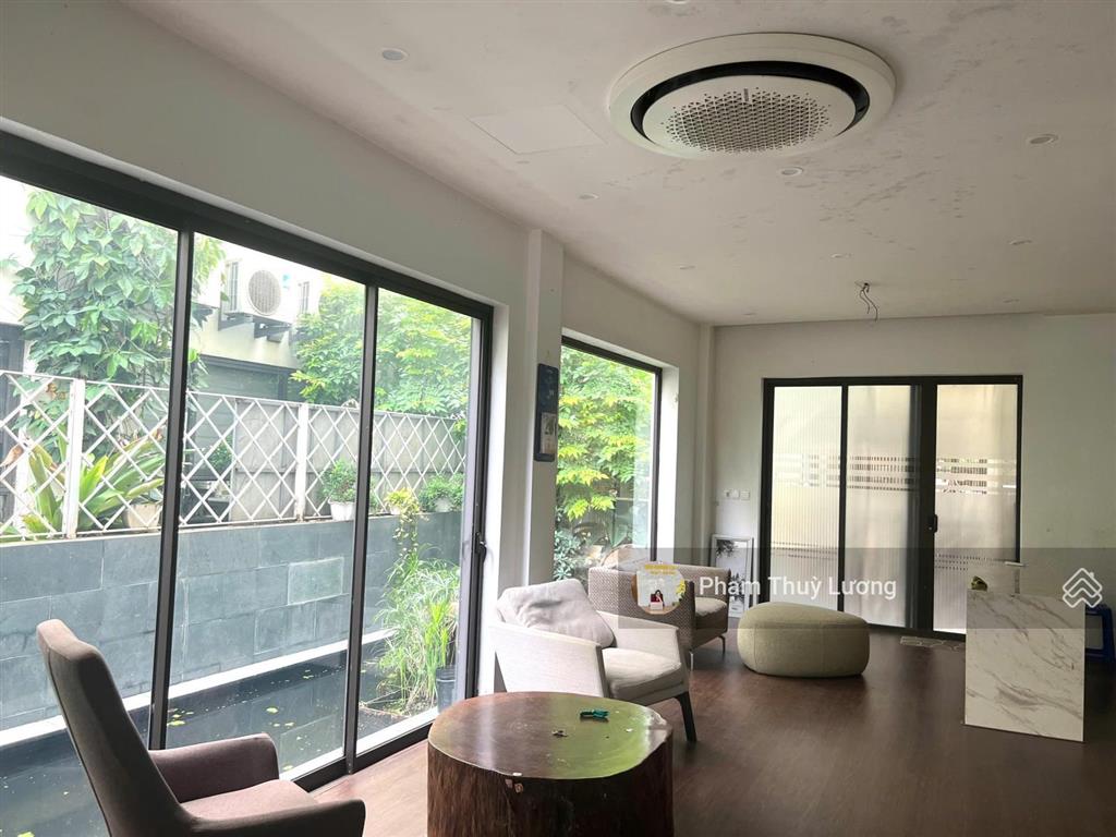 Bán btsl 5pn, 5wc, 123m2, tại vinhomes thăng long, giá 24 tỷ vnd, chính chủ, hot!