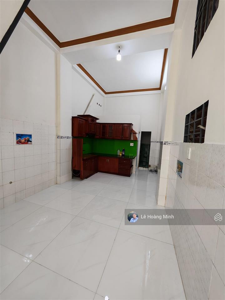 Bán gấp nhà 98m2 trệt hai lầu + 6 phòng trọ đường 8m bình hòa 24, giáp ranh bình chiểu thủ đức