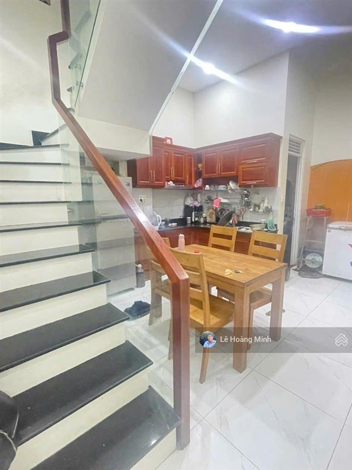 Nhà trệt hai lầu hxh ngay đầu đường ngô chí quốc, bình chiểu. gần cầu vượt gò dưa