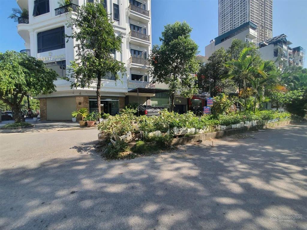 Bán nhà 3 tầng mặt đường đôi văn khê vạn phúc. 50m2. vừa ở vừa kinh doanh. giá rẻ