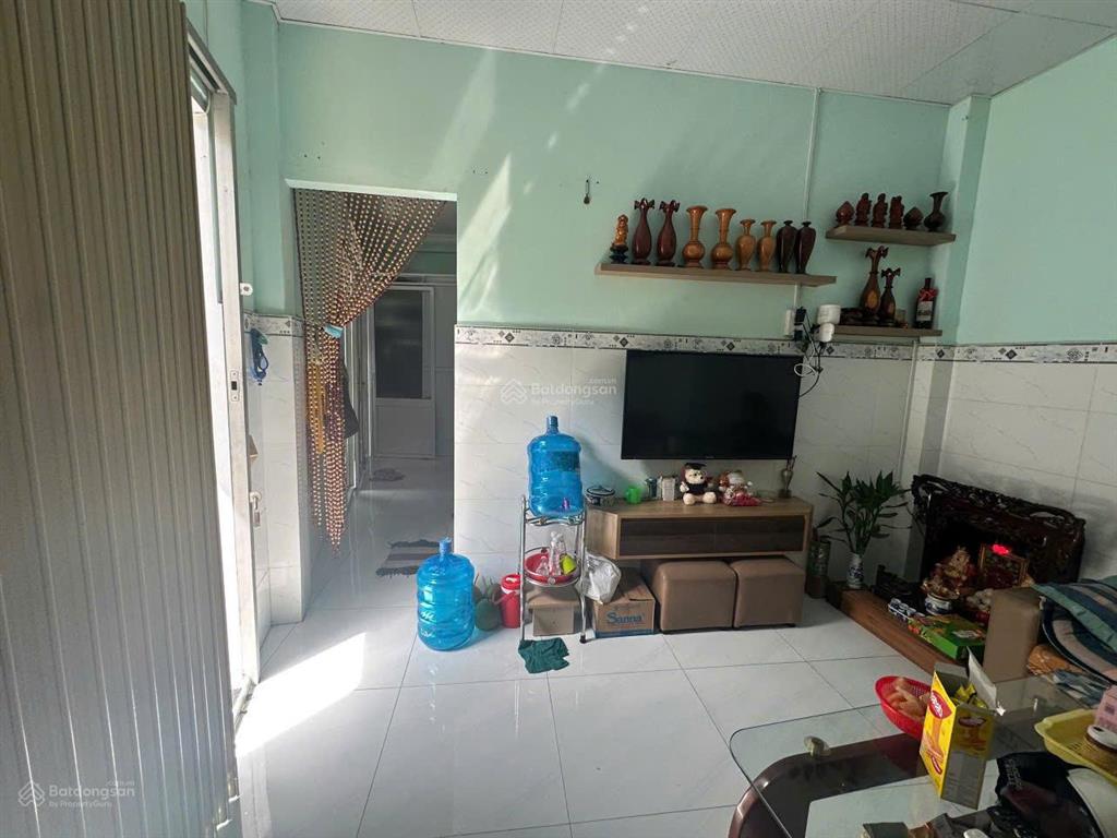 Nhà 2 tầng phước hải, nha trang  cách đường phùng thế tài vài bước chân  giá chỉ 3 tỷ