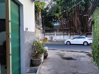 Nhà 2 tầng phước hải, nha trang  cách đường phùng thế tài vài bước chân  giá chỉ 3 tỷ