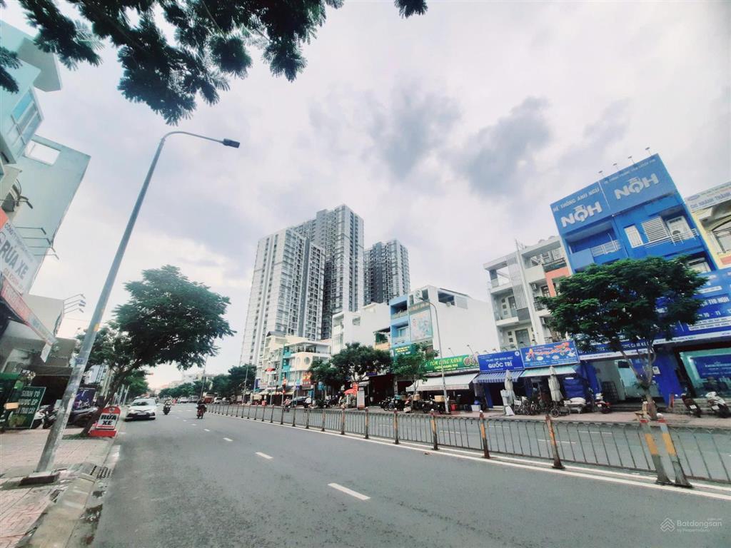 Cực phẩm quận 6!!! nhà (4x24m  4 tấm) mtkd lý chiêu hoàng gần bình phú