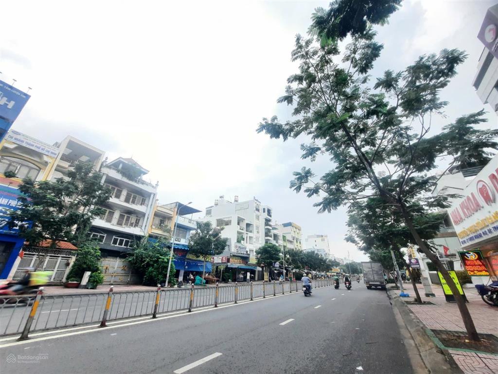 Cực phẩm quận 6!!! nhà (4x24m  4 tấm) mtkd lý chiêu hoàng gần bình phú