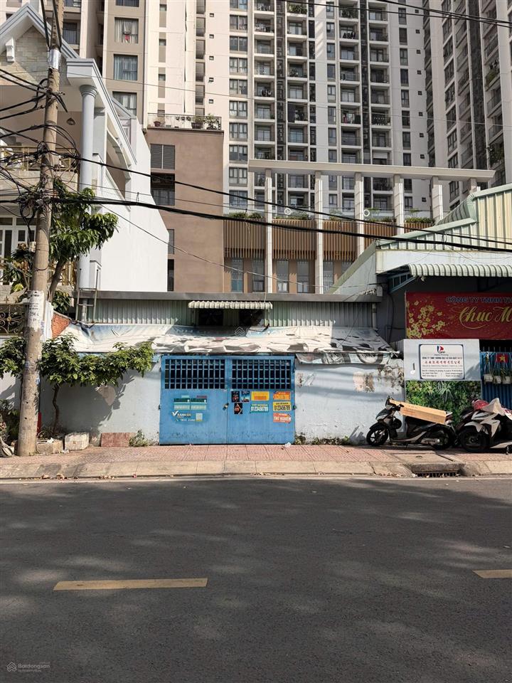 Hiếm! cấp 4 tiện xây biệt thự, mt đường số 34 khu bình phú 1 quận 6