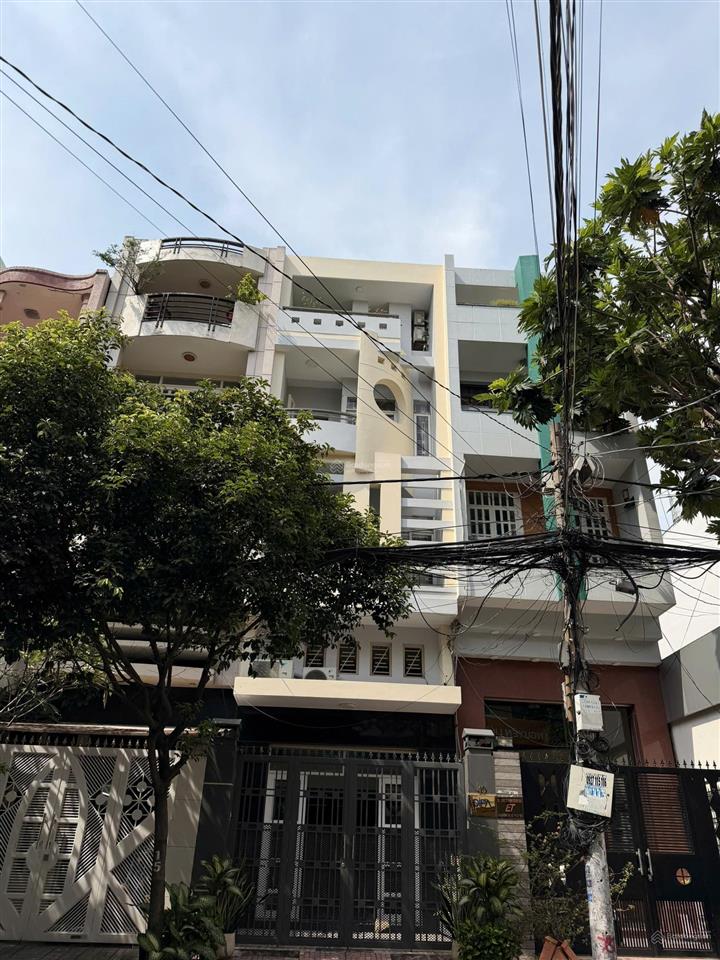 Tìm đâu! nhà 4.5 tấm ngang 4.3 cực hiếm, đường số 22, khu bình phú quận 6