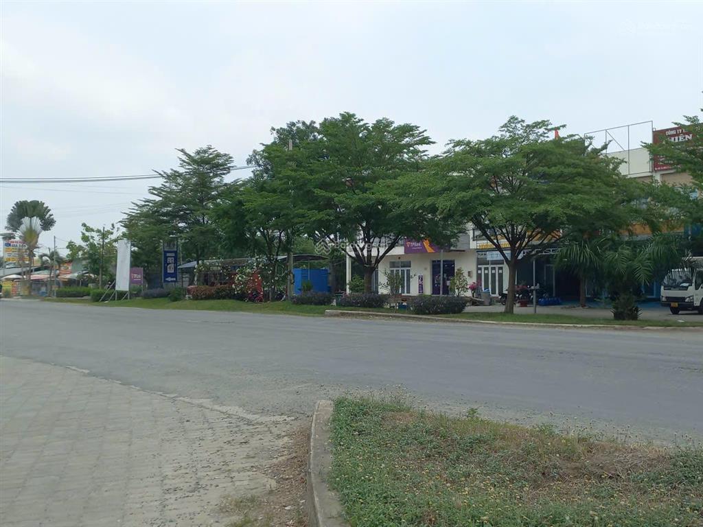 Cho thuê nhà mặt tiền kcn thái hòa 150 m2