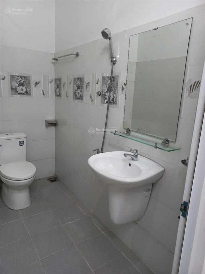 Cho thuê nhà mặt tiền kcn thái hòa 150 m2