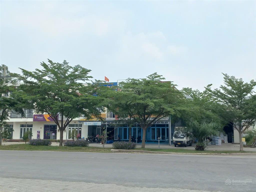 Cho thuê nhà mặt tiền kcn thái hòa 150 m2