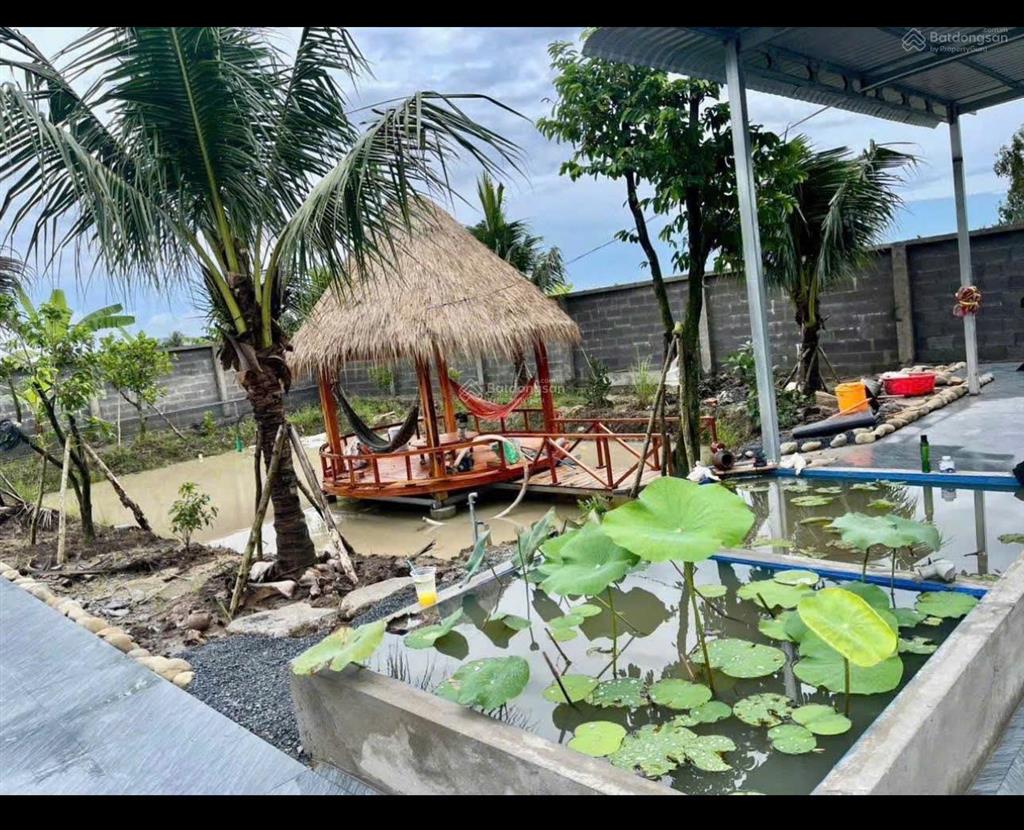 849,5m2 nhà có khuôn viên cây xanh mận xoài nho shr ngang 22m2 giá 1,6 tỷ. 0902 713 ***