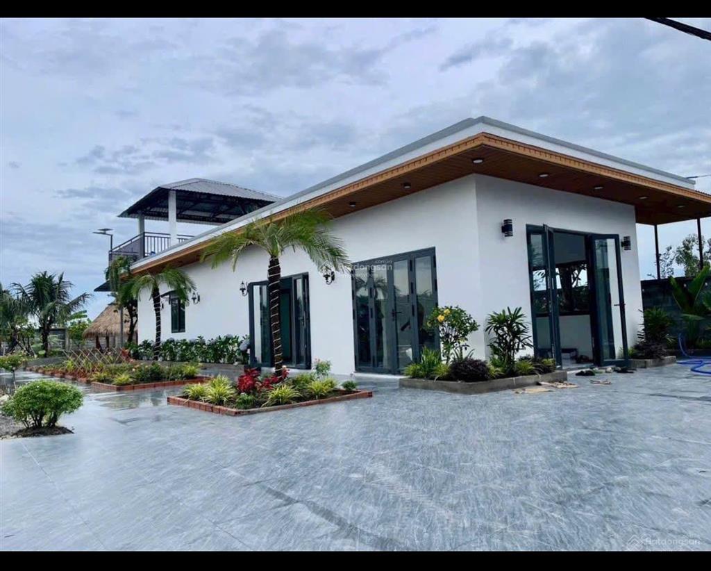 849,5m2 nhà có khuôn viên cây xanh mận xoài nho shr ngang 22m2 giá 1,6 tỷ. 0902 713 ***