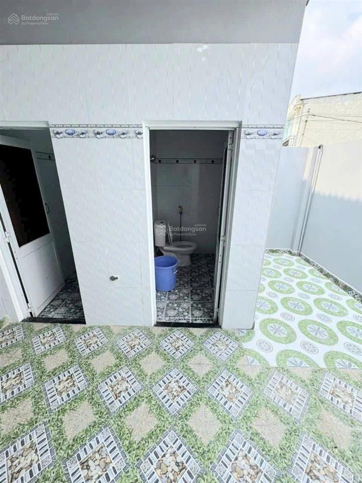 Bán nhà phố dt 110m2 dọn vào ở ngay