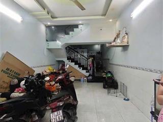 Nhà 2 tầng, bình tân, dt 52m2 đưa trước 300 triệu dọn vào ở ngay