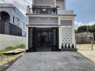 Nhà thanh lý gấp bình chánh giá chỉ 1 tỷ 350 triệu trả trước 550 triệu dọn vào ở ngay