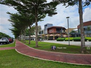 Hàng swan park giá cực tốt đảm bảo không đâu có từ 5 tỷ.  0909 165 ***