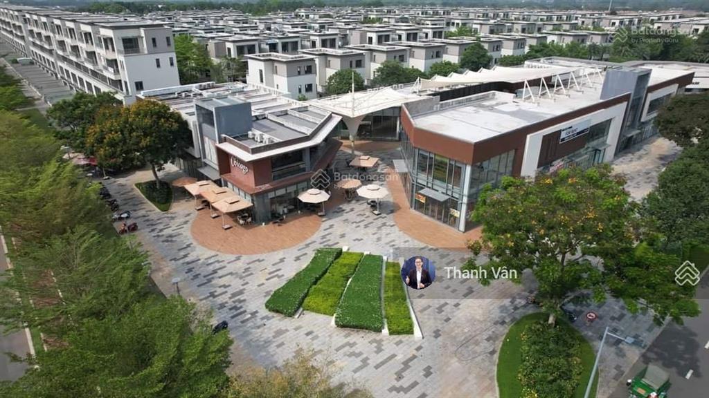 Hàng swan park giá cực tốt đảm bảo khó tìm thấy từ 4,5 tỷ.  0909 165 ***