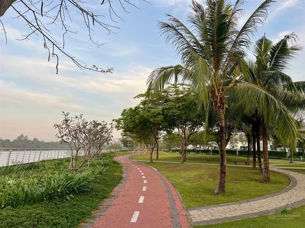 Siêu tốt  chính chủ bán  3pn, 2wc, 105m2 tại swan bay, 6,5 tỷ  0909 165 ***